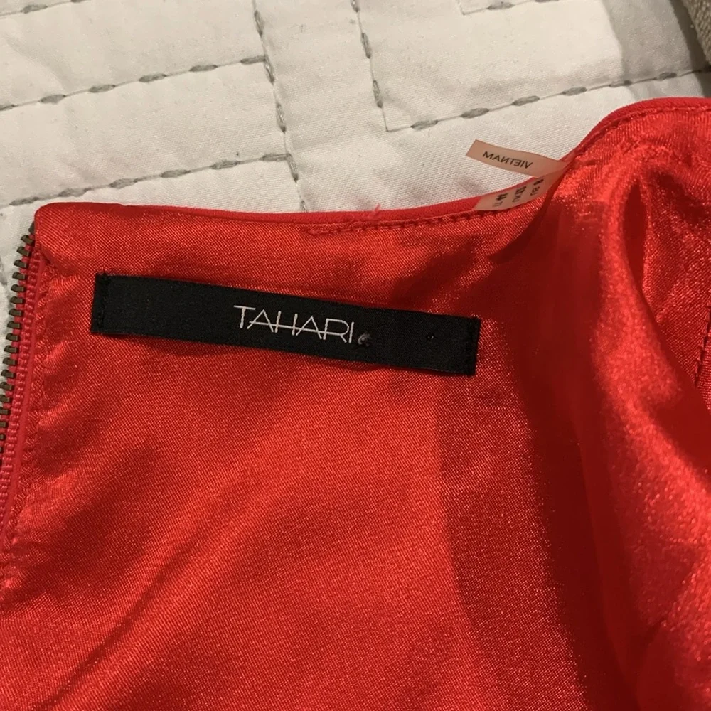 Tahari women’s dress - Picture 9 of 9